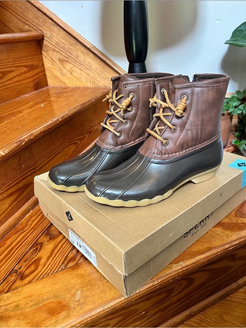 Waterproof Brown Duck Boots for girls- Lace-Up